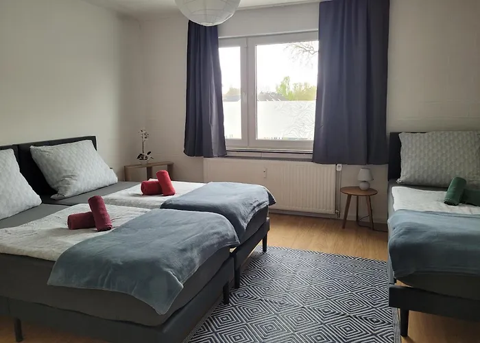 Naehe Dortmund, Geraeumige In Mit Verkehrsanbindung 卡斯特罗普-劳克塞尔